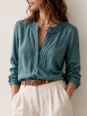 Elie Tahari Silk Blouse